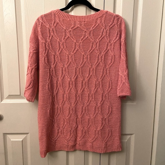 Salmon color sweater - Picture 3 of 4